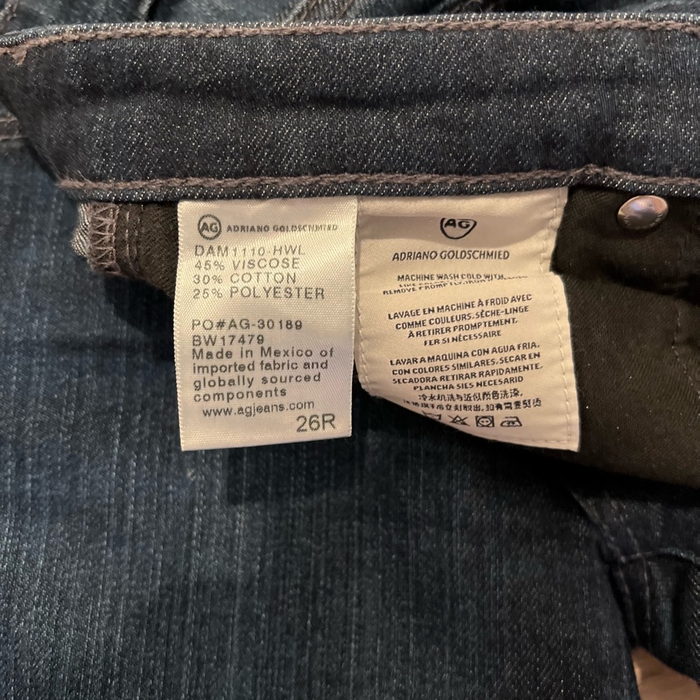 AG Jeans size 26 R, barely worn - Picture 3 of 3